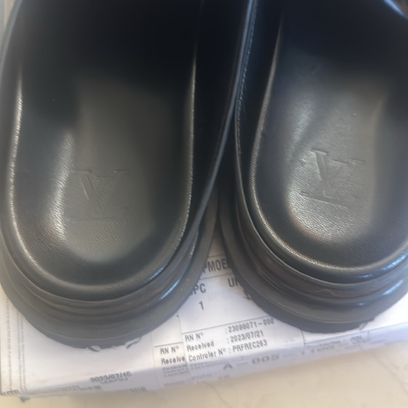 Louis Vuitton EASY MULE size 7 men, size 9 women - Picture 5 of 16
